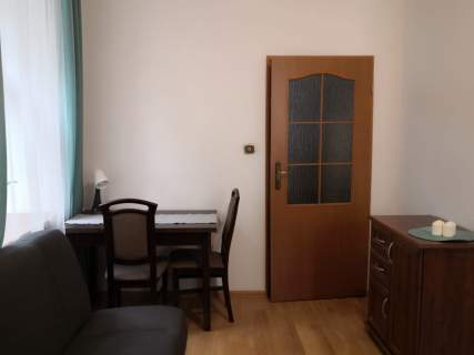 BEZPOŚREDNIO wynajmę dwupokojowe Kraków CENTRUM