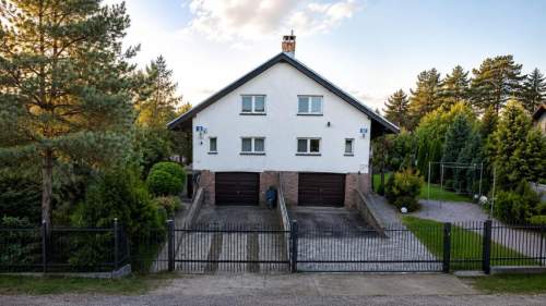 Dom całoroczny 3 min. od Narwi 3 pok. 60 m2 taras 26 m2 garaż