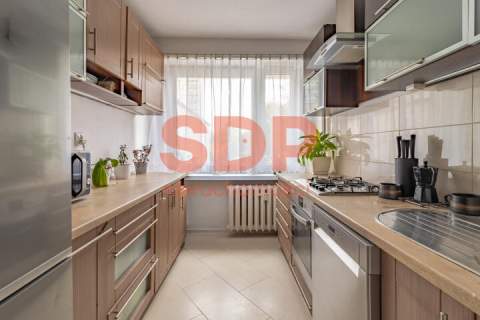 Retkinia 2 pokoje parter balkon winda świetna lokalizacja