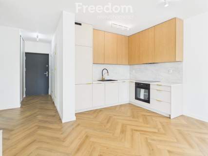 Gotowy do wejścia. Apartament z tarasem garaż