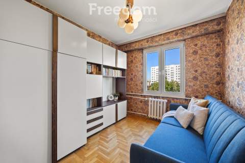 Przestronne 4 pokoje 72 m Balkon Piwnica