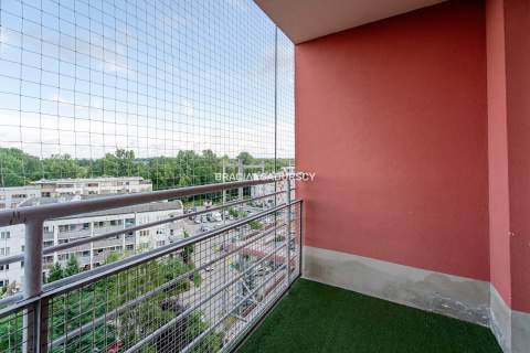 3-pok/blisko tramwaj/garaż/kom.lok/2 balkony/Rucza