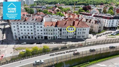 Doskonała lokalizacja, w zadbanej kamienicy