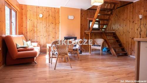 Działka 2100 m2 z domkiem letniskowym, Uciekajka