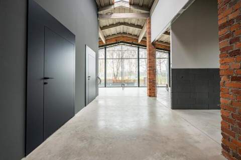 Lokal usługowy 200 m2 Stara Garbarnia Parking 