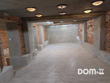 Klimatyczny, ceglany, loft, duża przestrzeń