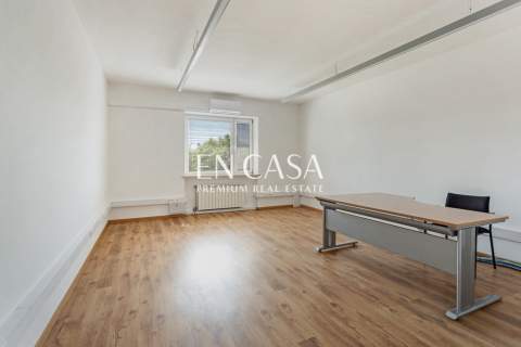 Lokal biurowy 100m2, bardzo dobra lokalizacja