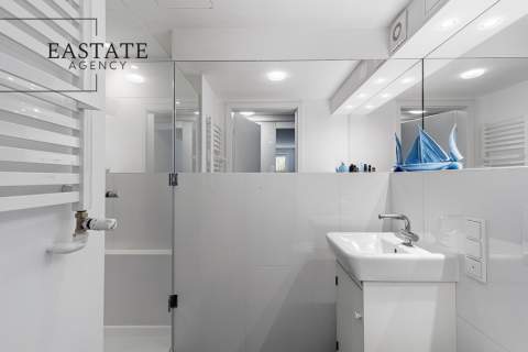 Nowoczesny lokal w przyziemiu domu jednorodzinnego