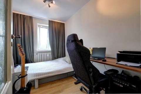 2 pokojowe, balkon, piwnica, niski budynek