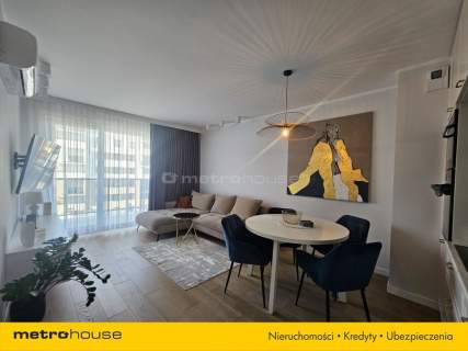 Apartament 3 pokoje, w pełni wyposażony w centrum