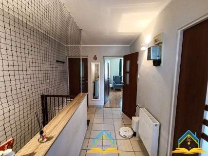 Oferta domu wielorodzinnego z dużą działką, Janki