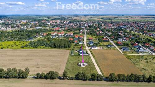 Działka 3461 m z rozpoczętą budową