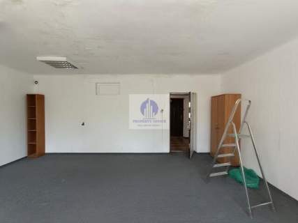Włochy lokal biurowy 37,60 m2 do wynajęcia
