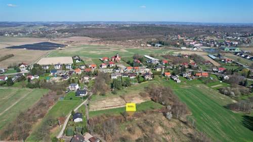 Działka budowlana 17 arów w Wołowicach