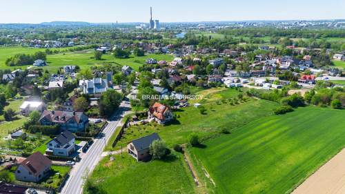 Działka z budynkiem usługowym 240m2 / 12 ar