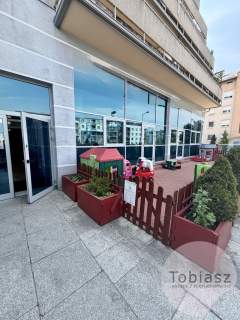 Lokal w przy centrum handlowym/ Kraków - Ruczaj