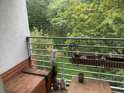 PRZESTRONNE NOWOCZESNE 3-POK. BALKON M.PARKINGOWE