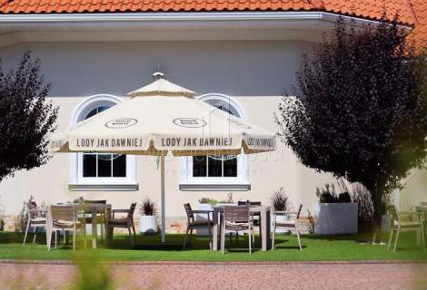 SĘKOWSKI DWÓR - LUKSUSOWY HOTEL, RESTAURACJA I DOM WESELNY, S