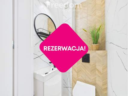 Trzykondygnacyjny bliźniak o wysokim standardzie