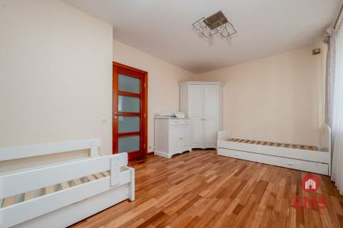 Duże przestronne mieszkanie. Bacieczki