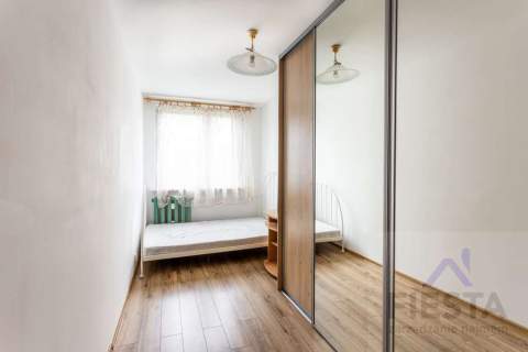 Wrocław 3 pok ul. Chorwacka Różanka