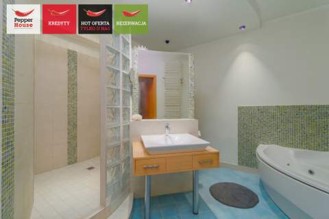 3 pokoje garderoba pralnia garaż - 87m2