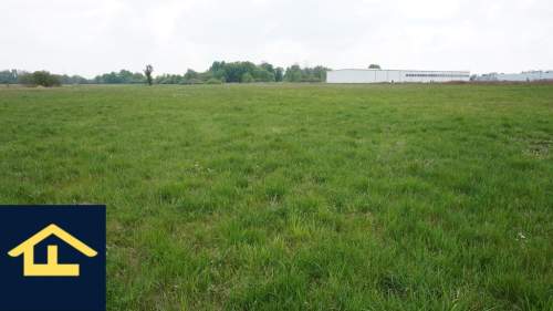 Działka inwestycyjna, budowlana.
