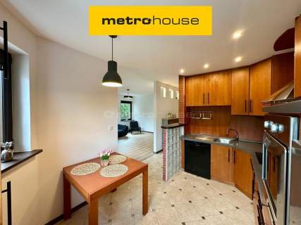 Apartament z dwoma miejscami parkingowymi w cenie