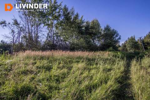 Działka z możliwością budowy domu i bliźniaka
