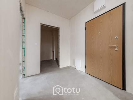 3 pokoje - ul. Kolejowa, m. postojowe, KW