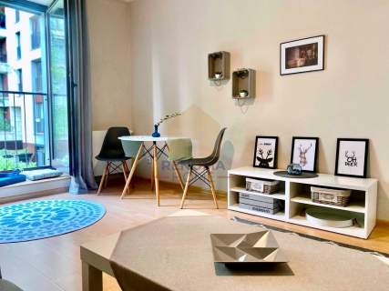 Bardzo ładna kawalerka w apartamentowcu