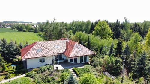 Posiadłość 400m2 - działka 3800 m2- blisko miasta