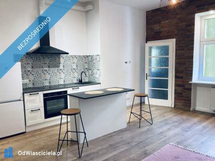 Do wynajęcia 2-pokojowy apartament z balkonem o powierzchni 50...