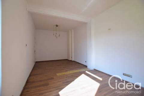 3 duże pokoje w Centrum miasta, balkon