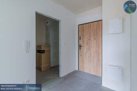 Górka Narodowa, 38 m2, 2 pokoje, loggia, parking