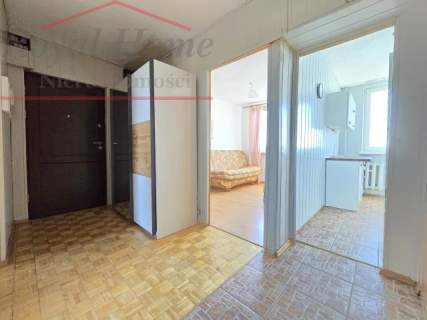 Przestronne w pełnym rozkładzie 3-pok. z balkonem.