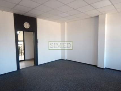 Parking,dobry dojazd,biurowiec,domofon,dostep24h