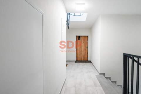 Ustawne sypialnie, przedpokój 11 m2, balkon, komórka lokatorska