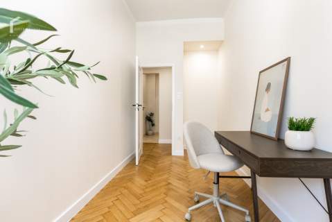 75 mkw po remoncie 3 pokoje z balkonem I piętro