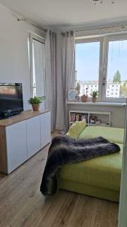 Wynajmę 2 pokojowe,2 balkony,Parking,po Remoncie