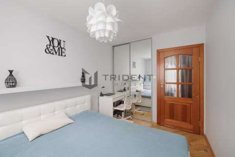 91,6 m 4 pokoje Balkon Kameralne osiedle