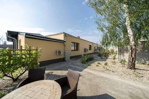 Biurowiec 250 m A2 Hala Plac 1,7 ha Turkowo