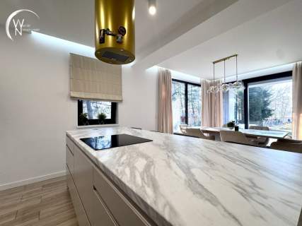 Dom przy jeziorze