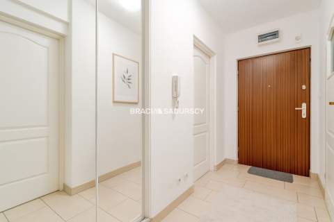 3-POKOJOWE, BALKON, ATRAKCYJNA LOKALIZACJA