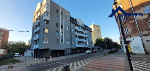 2-pokojowe Metro Szwedzka Balkon piwnica