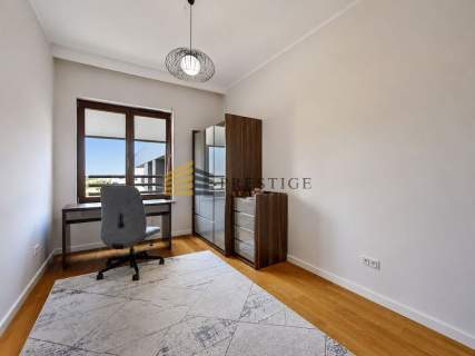 Apartament z pięknym widokiem, metro, 80m2
