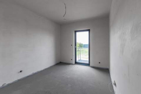 Połówka bliźniaka z działką 1500m2