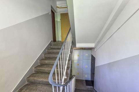2 pokoje z balkonem na spokojnych Kozinach