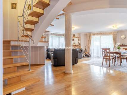 DOM MYŚLENICE WYSOKI STANDRAD DUŻA DZIAŁKA 1950M2