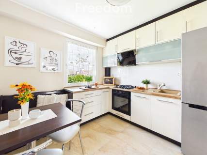 Mieszkanie, 3 pokoje, 60 m2, Jaroty
